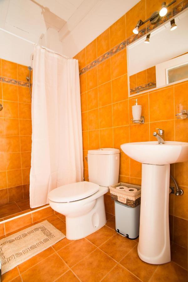 Spongkalya Apartment II Kalymnos Town Екстер'єр фото